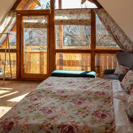 Casele Cu Stuf B&B Haus Ulrike Salicea Exterior photo