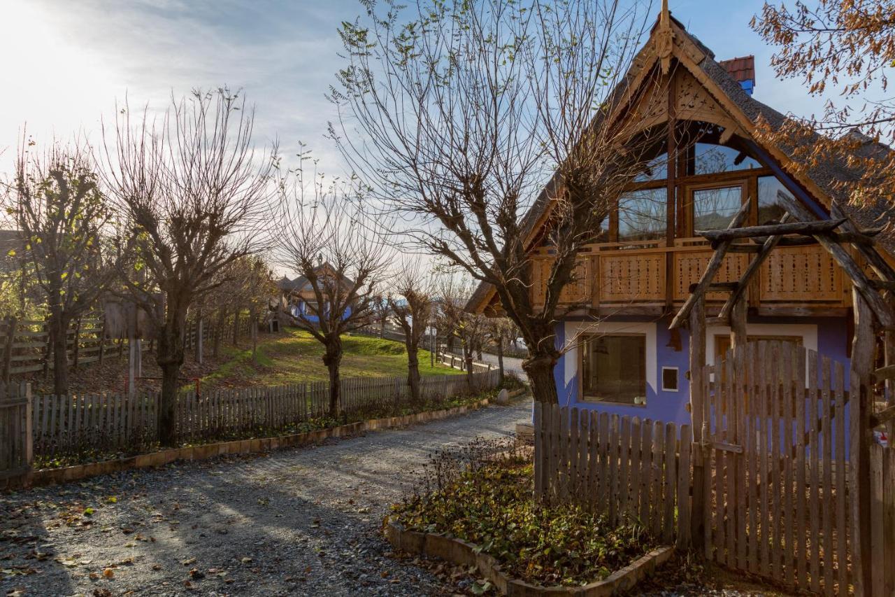 Apartment Casele Cu Stuf Haus Ulrike
